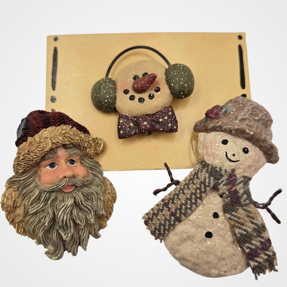 Vintage‎ Christmas Brooch Lot of 3 Santa Snowman Rustic Holiday Pins Festive